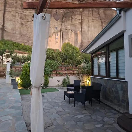 בית נופש Paradise Of Meteora A קסטרקיון