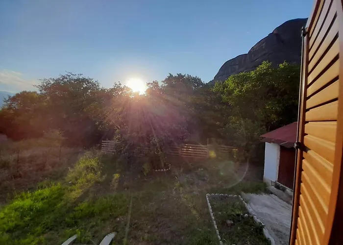 Paradise Of Meteora A *