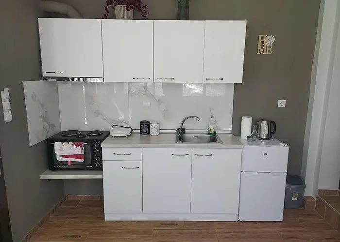 Paradise Of Meteora A Kastraki