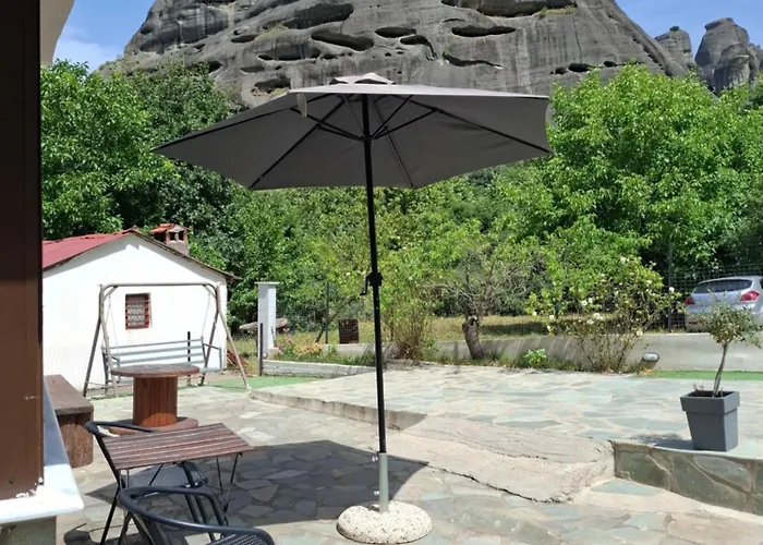 Paradise Of Meteora A * Kasztráki